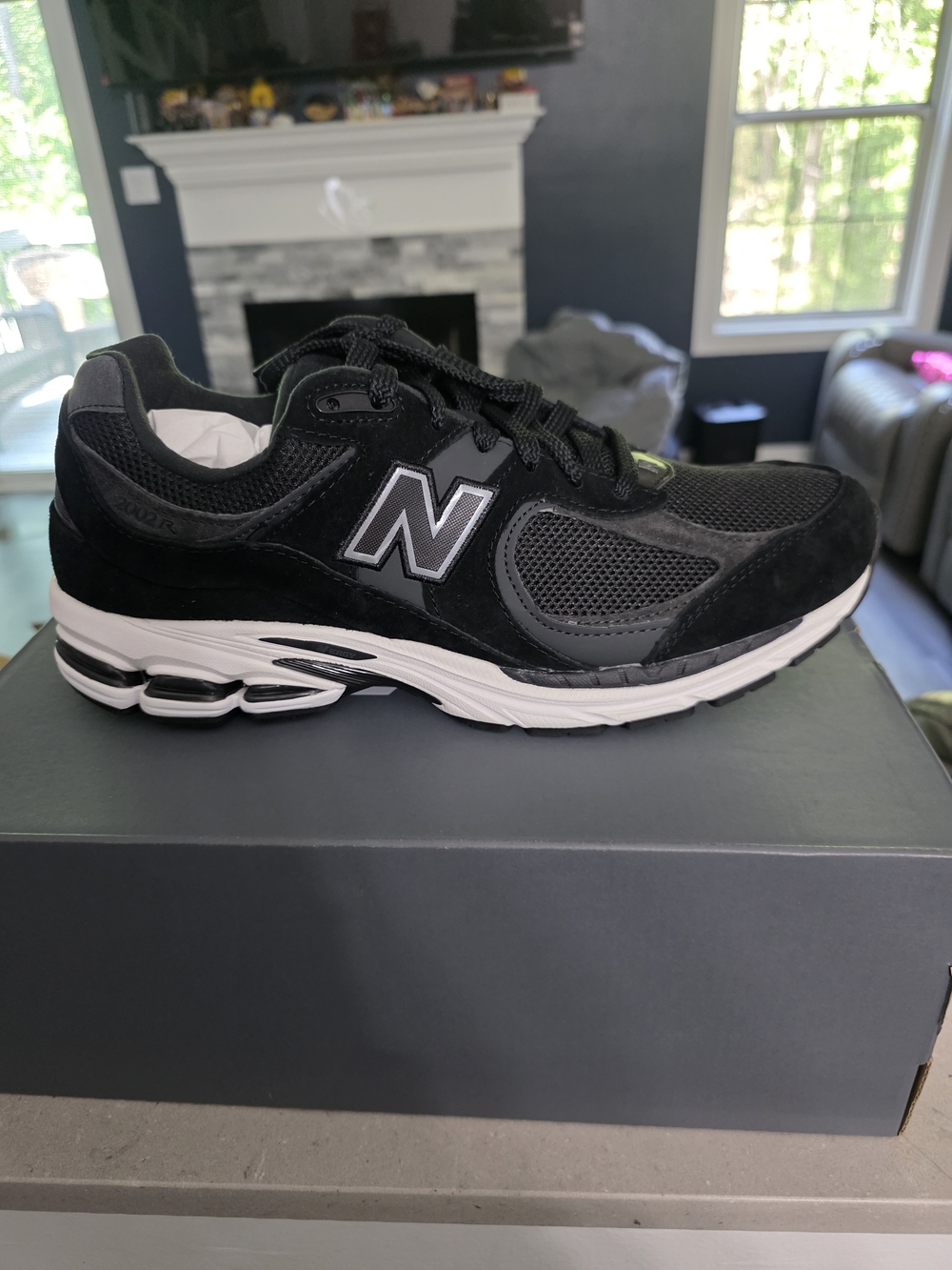 New Balance 2002 R Black and White Men's Running Sneakers